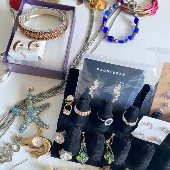 5 lbs of statement Jewelry Current, Vtg Costume + More - Picture 6 of 8